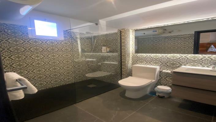 Image No.6-Studio for sale