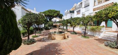 12-53013098fcab6c38b1379cd33298e050