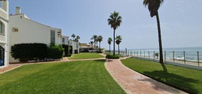 13-5fd73dea700db77384c091ca9818b1a9