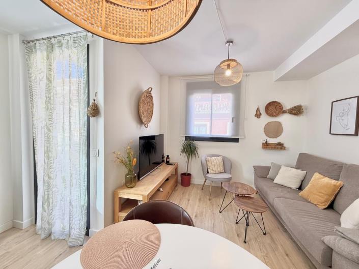 Image No.8-2 Bed Apartment for sale