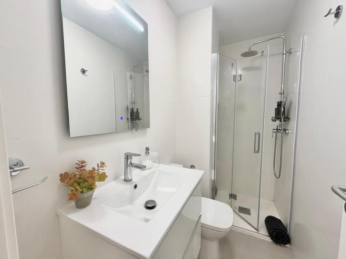 Image No.12-2 Bed Apartment for sale