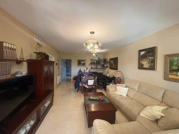 10-bb915d1cb19341576dcdc994b81ab9c5