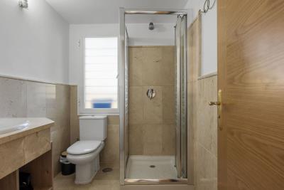 14-d70dc3102c00d7be0e872dfe1c1f86d7