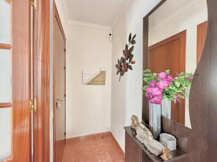 Image No.5-3 Bed Townhouse for sale