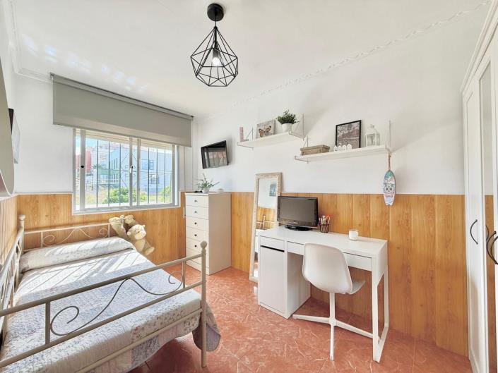 Image No.16-3 Bed Townhouse for sale