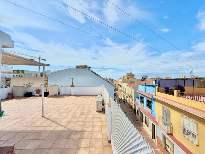 Image No.23-3 Bed Townhouse for sale