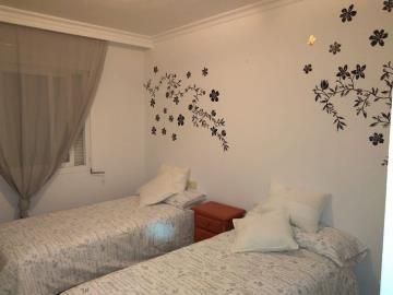 11-20939a0134ad724a8cb2a801094d15a4