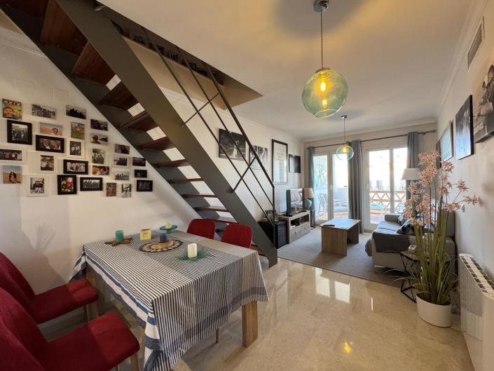 Image No.8-3 Bed Duplex for sale