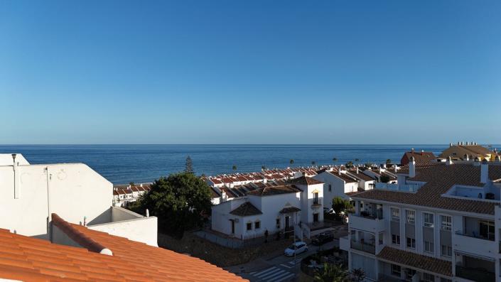 Image No.26-3 Bed Duplex for sale