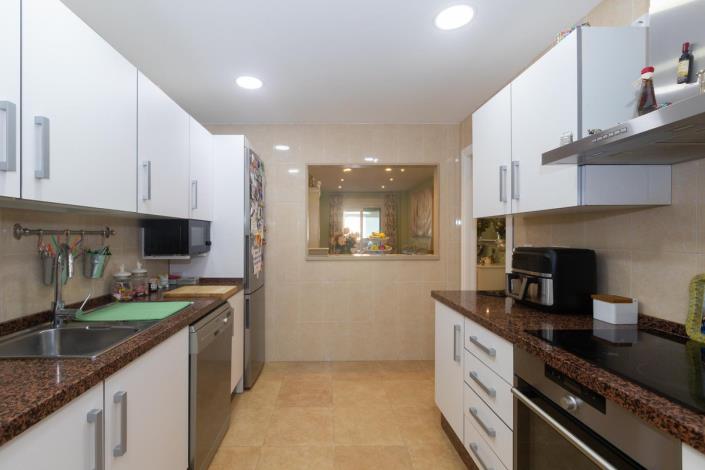 Image No.6-3 Bed Apartment for sale