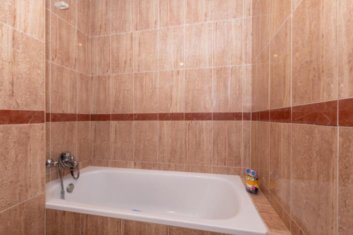 Image No.19-3 Bed Apartment for sale