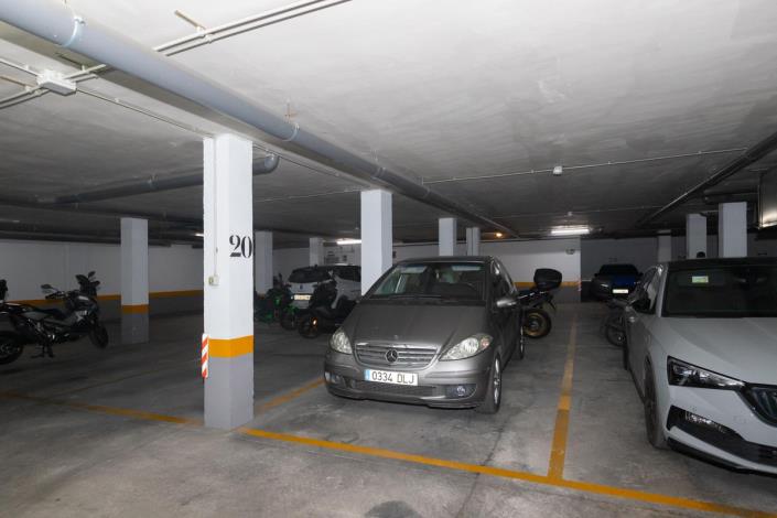 Image No.29-3 Bed Apartment for sale