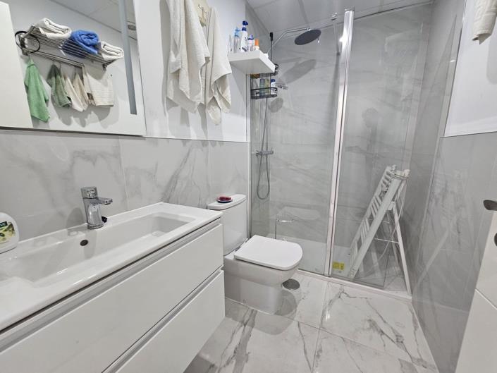 Image No.12-2 Bed Apartment for sale