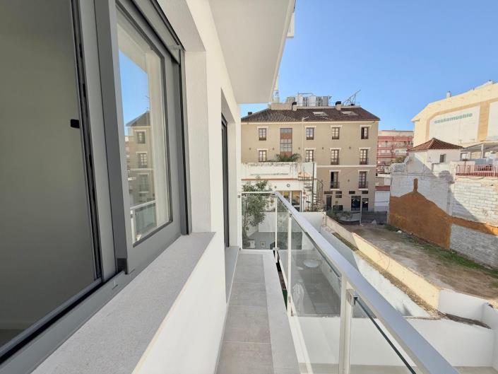 Image No.14-2 Bed Apartment for sale