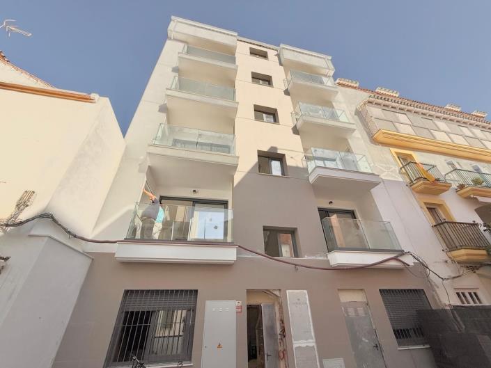 Image No.15-2 Bed Apartment for sale