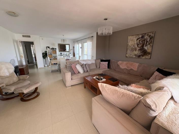 Image No.4-3 Bed Apartment for sale