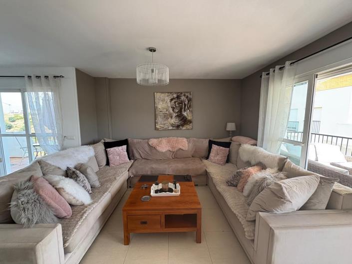 Image No.6-3 Bed Apartment for sale