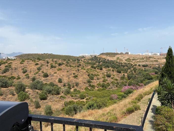 Image No.18-3 Bed Apartment for sale