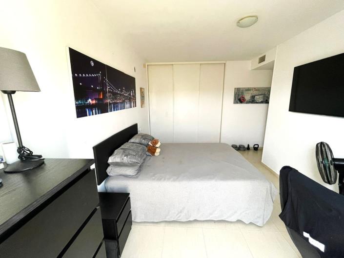 Image No.27-3 Bed Apartment for sale