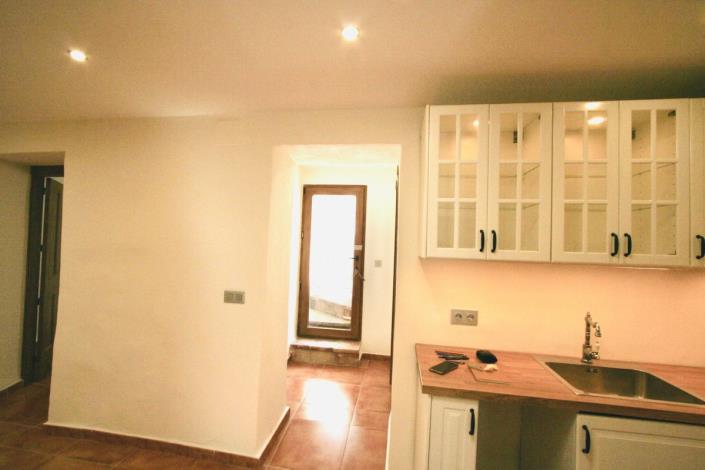 Image No.5-2 Bed Townhouse for sale