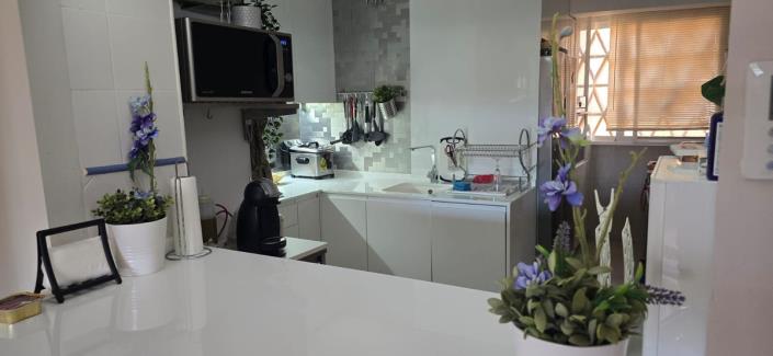 Image No.22-3 Bed Duplex for sale