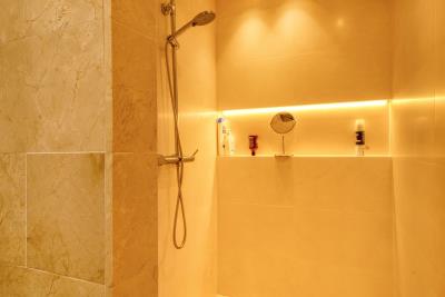 15-11d12f2f454f2f5e9b981fdd8b901d51