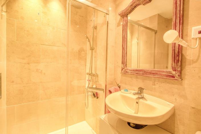 Image No.17-2 Bed Apartment for sale