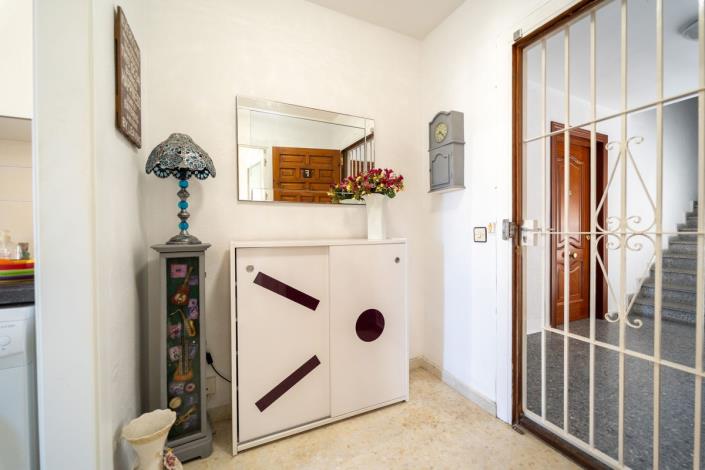 Image No.15-3 Bed Apartment for sale