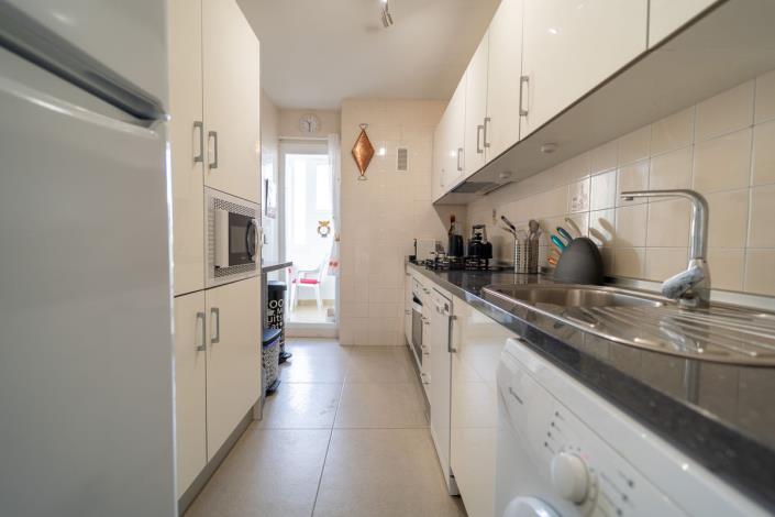 Image No.20-3 Bed Apartment for sale