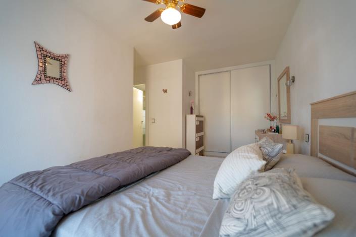 Image No.24-3 Bed Apartment for sale