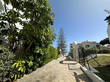 4-c23c0f86247804fa50226aecd8b0b2c8