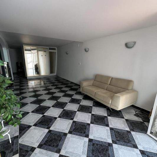 Image No.13-4 Bed Apartment for sale