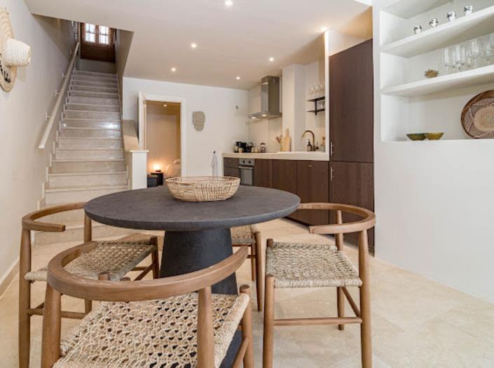 Image No.18-2 Bed Apartment for sale