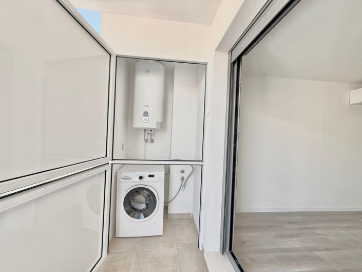 Image No.19-2 Bed Apartment for sale