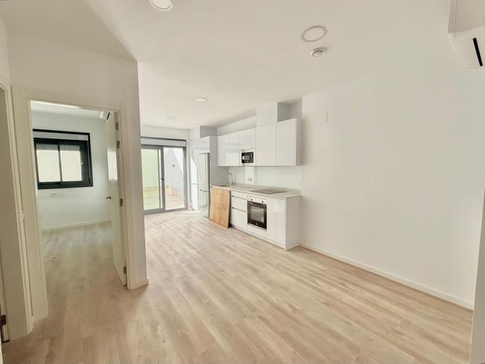 Image No.21-2 Bed Apartment for sale