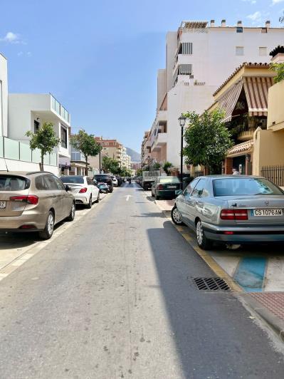 Image No.19-4 Bed Apartment for sale