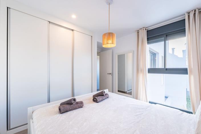 Image No.20-3 Bed Apartment for sale