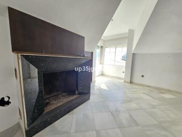 2-5bd7b9d04b45e33852eaf0ec6670150d