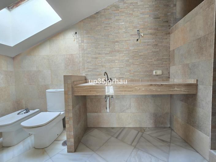 Image No.4-3 Bed Apartment for sale