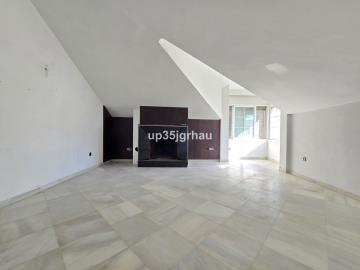 7-aa4cc561180b369757c0bb4af9886cd3