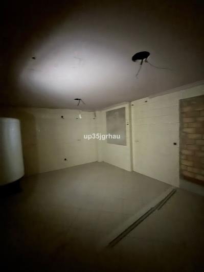 Image No.20-3 Bed Apartment for sale