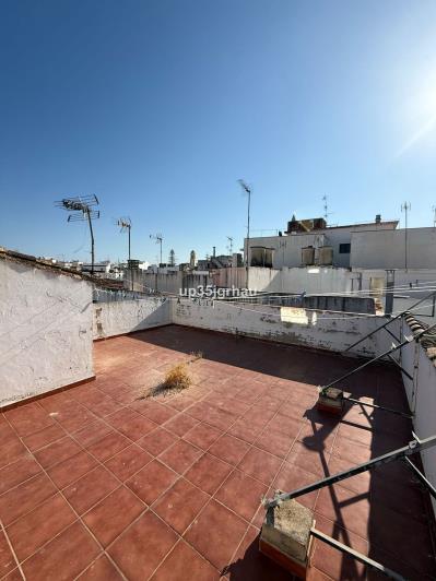 Image No.23-3 Bed Apartment for sale