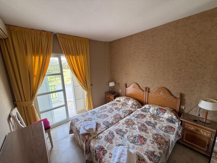 Image No.12-3 Bed Apartment for sale