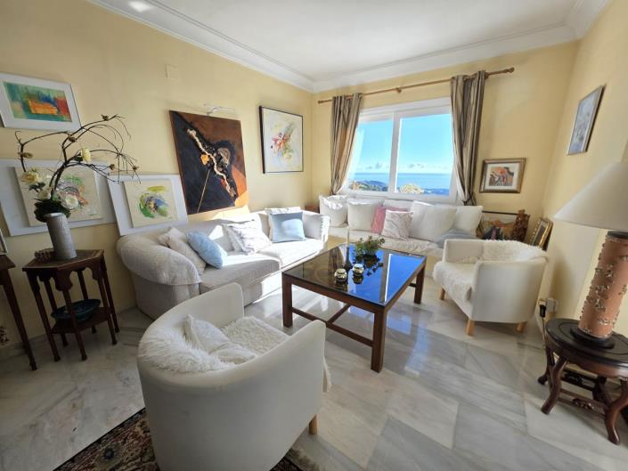 Image No.11-2 Bed Apartment for sale