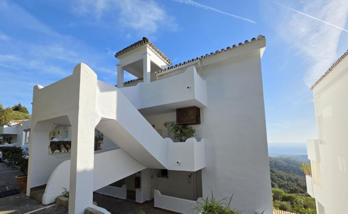 Image No.22-2 Bed Apartment for sale