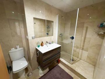 11-20939a0134ad724a8cb2a801094d15a4