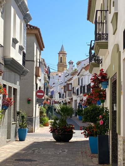 Image No.23-3 Bed Apartment for sale