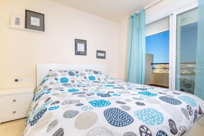 11-20939a0134ad724a8cb2a801094d15a4