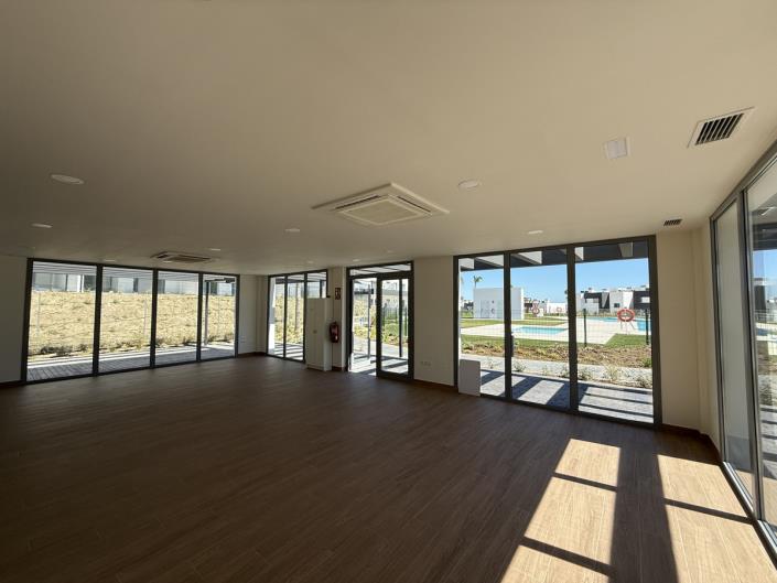 Image No.22-2 Bed Apartment for sale