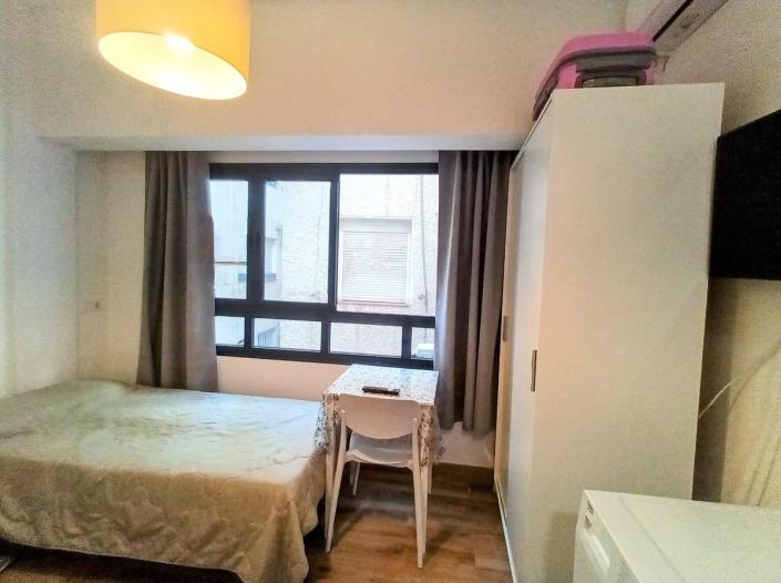 Image No.5-Studio for sale